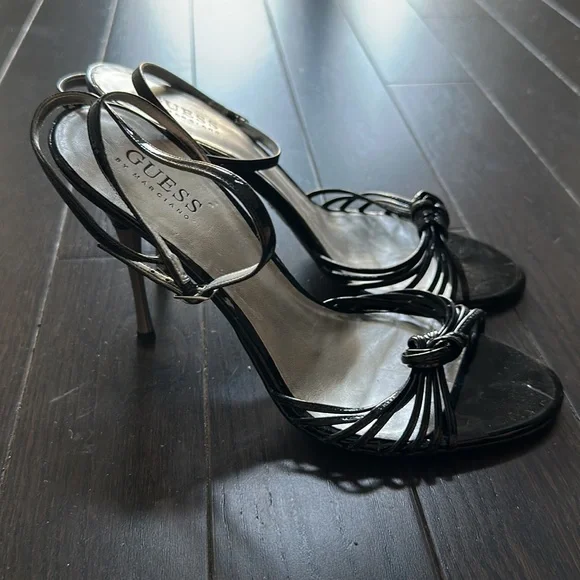 GUESS Heels - Picture 2 of 3